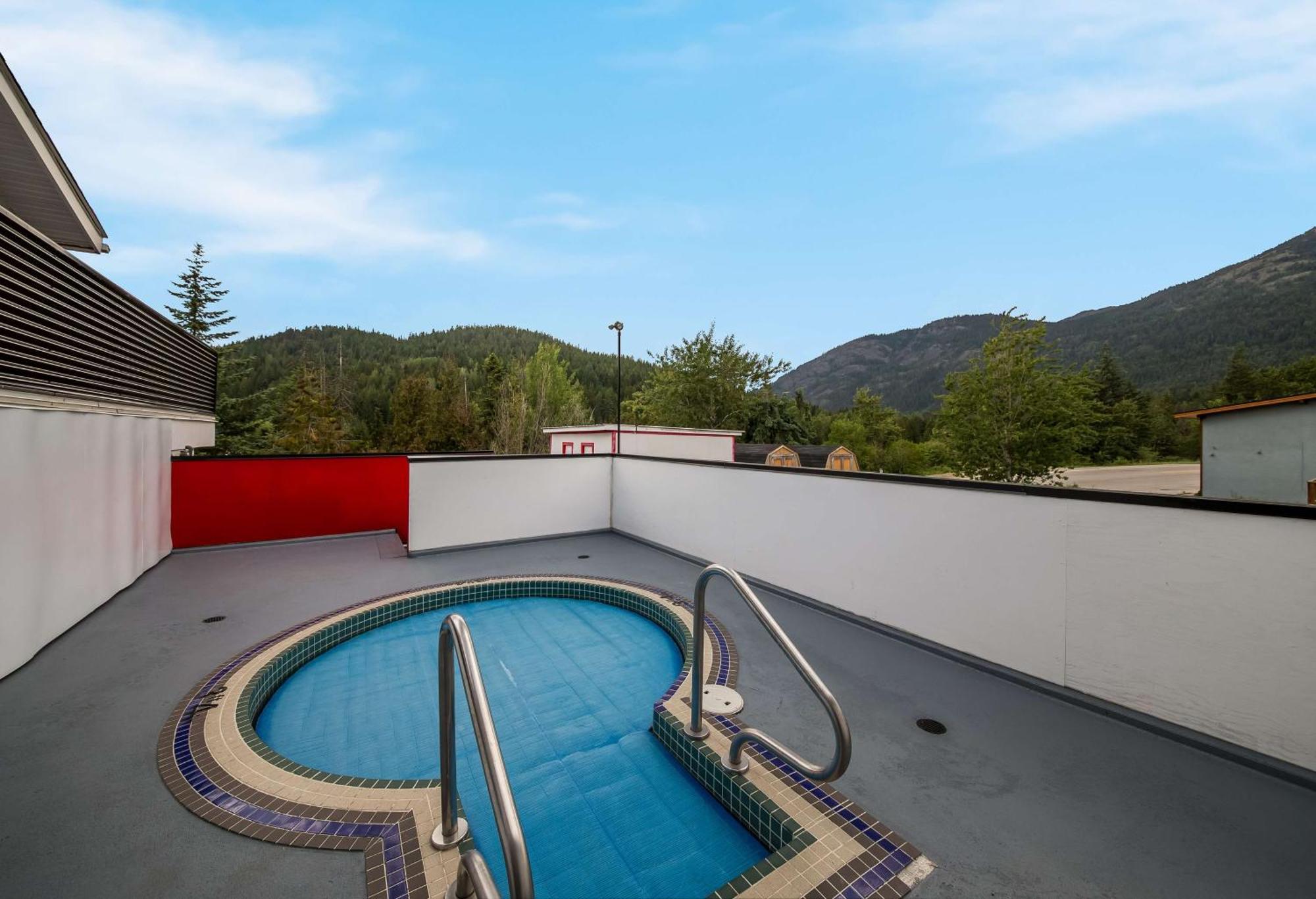 Surestay Hotel By Best Western Rossland Red Mountain Экстерьер фото